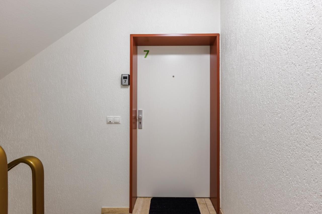 Glueck Auf Appartements Kammerstr. Duisburg Exteriör bild